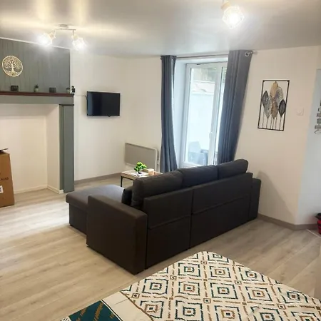 דירה Cosy Avec Et Sauna Et Jardin *
