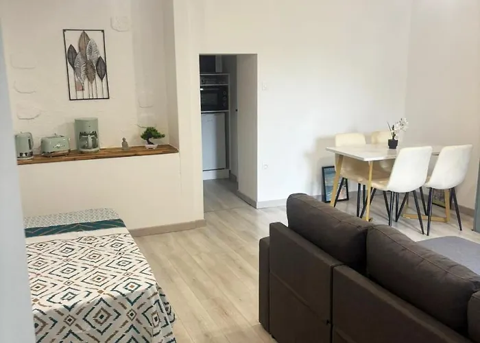 Lägenhet Cosy Avec Et Sauna Et Jardin