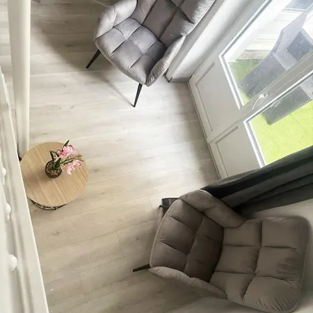 Cosy Avec Et Sauna Et Jardin Διαμέρισμα